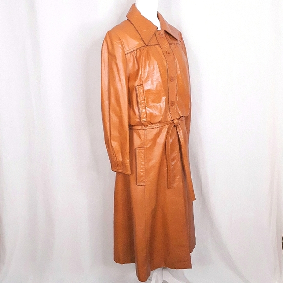 VINTAGE 1970s Women's Long Leather Tie Waist Dress Coat Tan Camel Sz. M - Picture 2 of 15